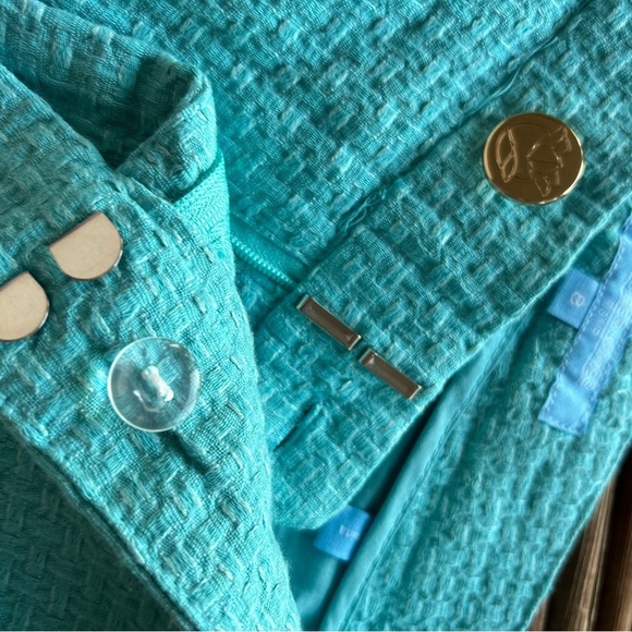 Draper James women’s shorts size 8 NEW
Teal true size 8 - Picture 5 of 10